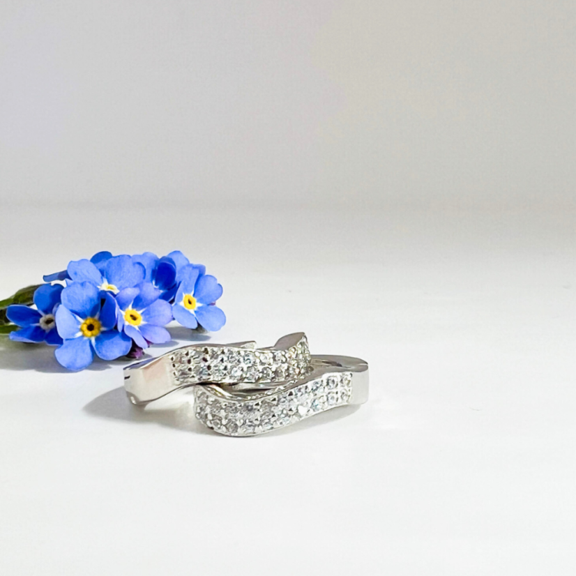 Kroužek "Třpytivá vlnovka" 10 mm