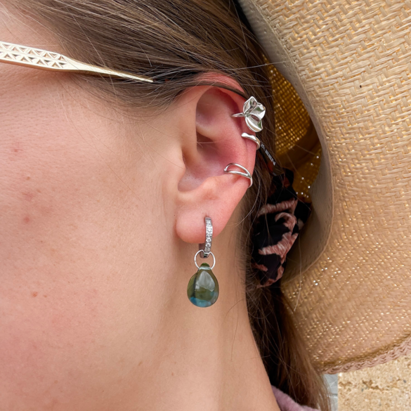 Earcuff Céčko rhodiované stříbro
