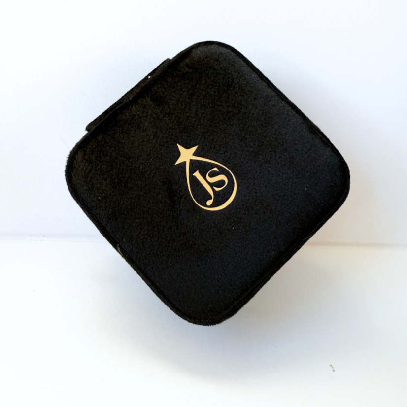 Malá šperkovnice - černá